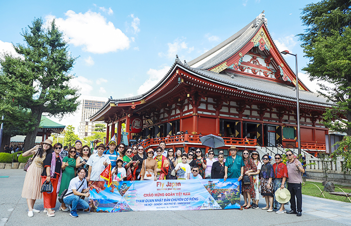 Chuyến charter đầu tiên đến Sendai – Núi Phú Sỹ - Yamanashi (từ 11 – 16/8)